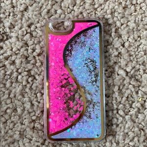 An iPhone 6 and 6s case.